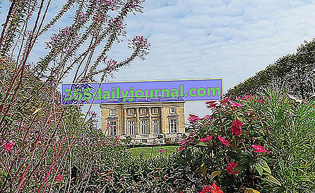 Jardín inglés del Petit Trianon en Versalles