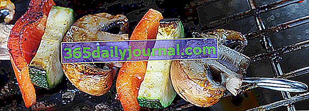 Pinchos de verduras de verano con receta de mozzarella