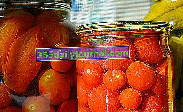 консервирани домати в естественото им състояние